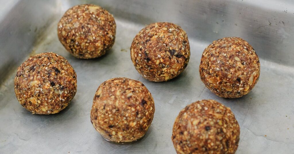 Energy Balls: Salah Satu Pilihan Jajanan Sehat 