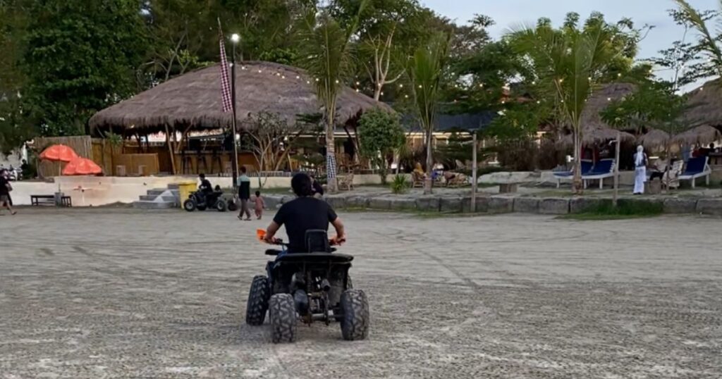 Bermain ATV di MD Land (Foto: Dokumentasi Pribadi)