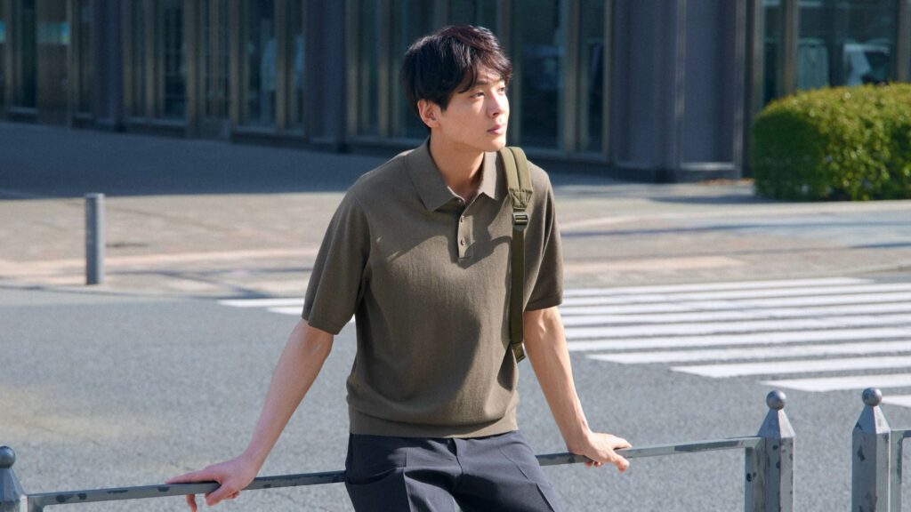 Kaos kerah polos dengan berbagai bahan rajut (Photo: uniqlo.com)